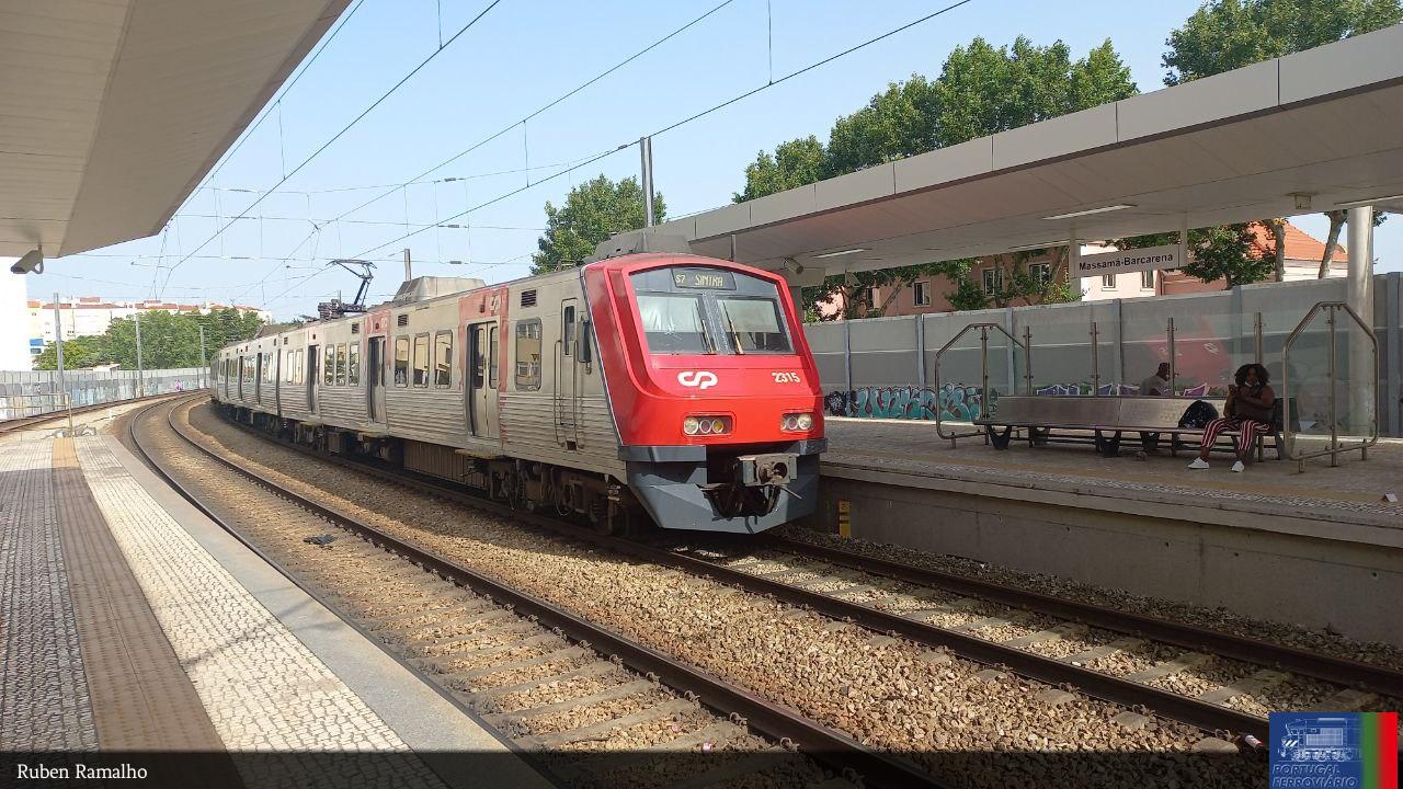 CP 2315 | Urbano 18064 (Alverca - Sintra) @ Massam