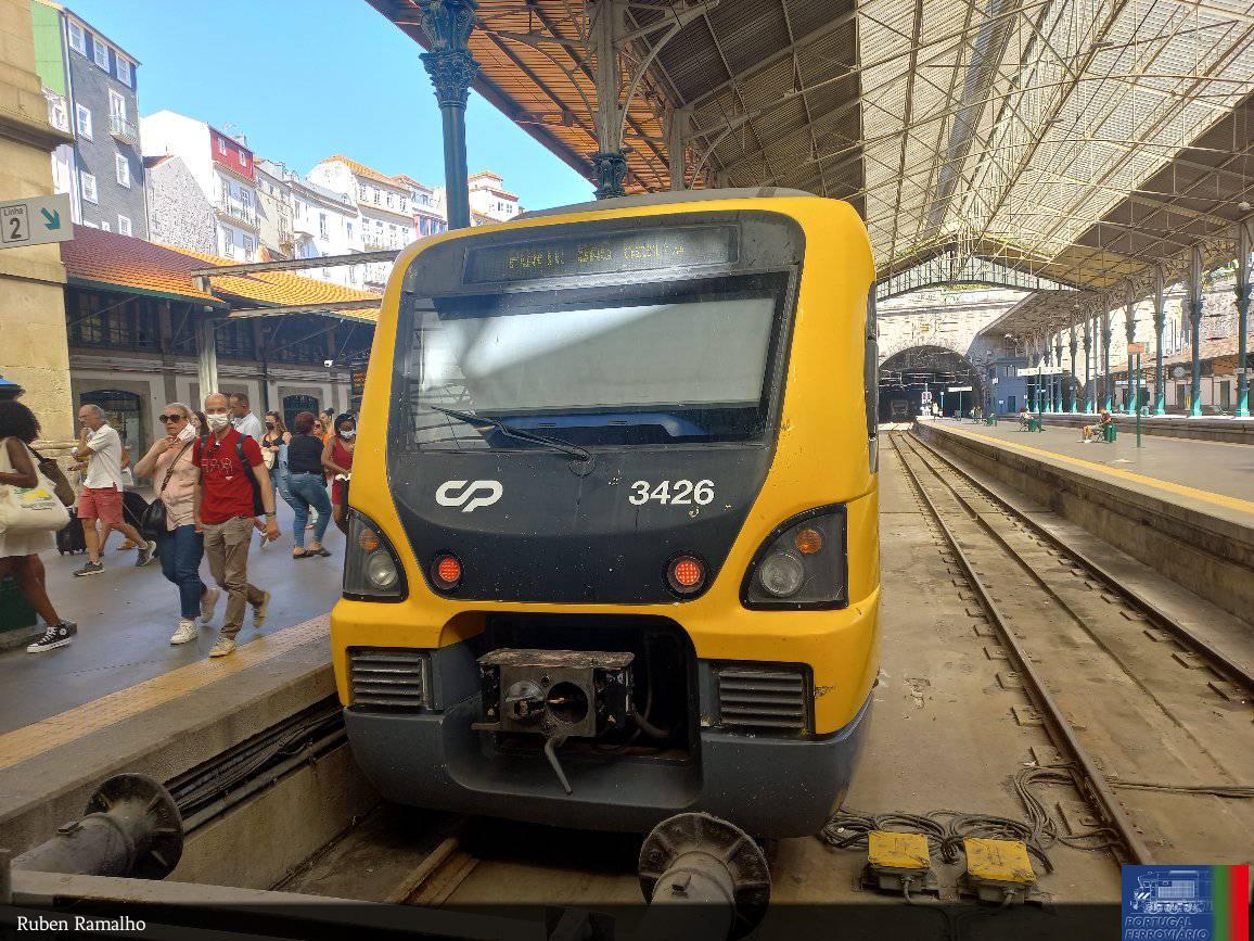 UME 3426 | Urbano nº 15237 @ Porto-São Bento