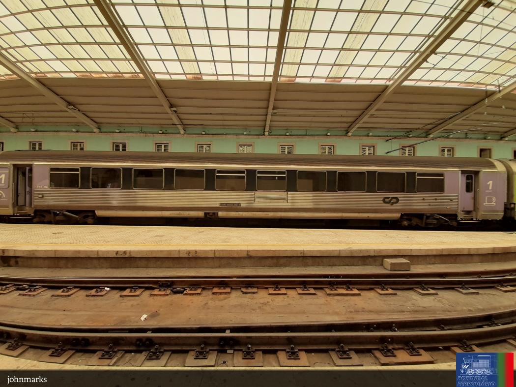 85-97007-0 Sta. Apolónia