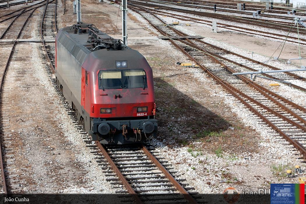 CP 5622 com engate UIC