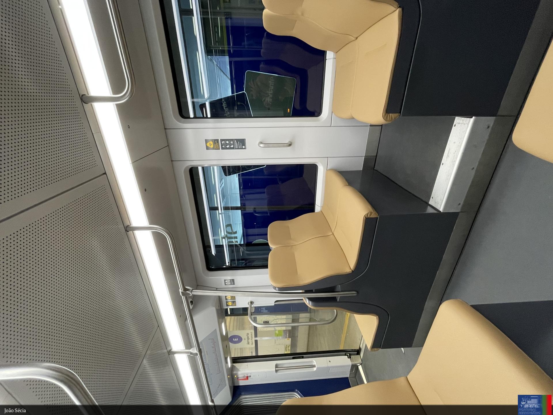 Novo veículo em exposição trindade